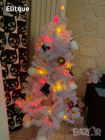 Коледна Снежно бяла или зелена елха с шишарки + пласмасова стойка  ТОП ПРЕДЛОЖЕНИЕ, снимка 4 - Други стоки за дома - 52905281