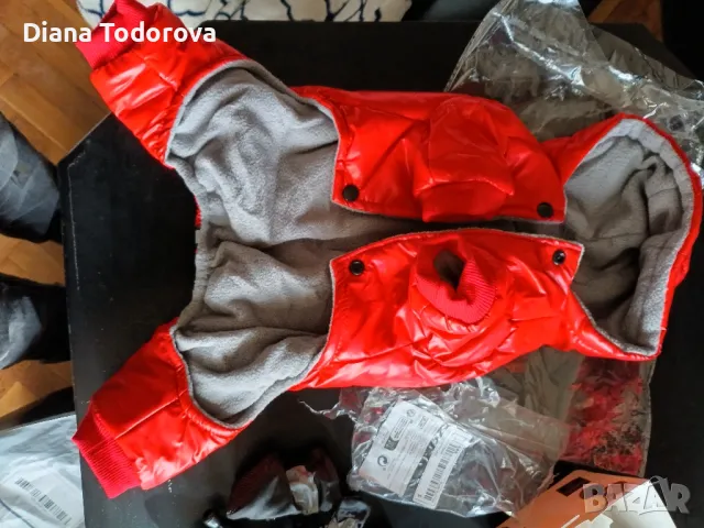 продавам дрешка и обувчици за малко кученце