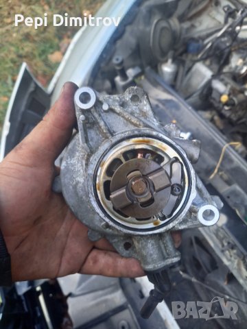 Вакум помпа 759792080 1.6 , снимка 3 - Части - 42896995