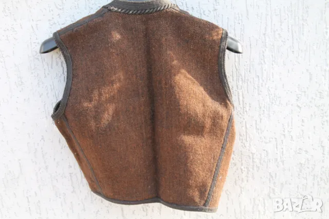 Оригинално вълнено елече, снимка 12 - Антикварни и старинни предмети - 47537479