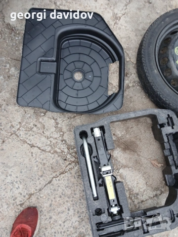 Гума патерица от ауди а5, снимка 5 - Гуми и джанти - 53056930