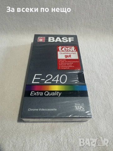 Чисто нова неразпечатана празна видеокасета VHS BASF E-240