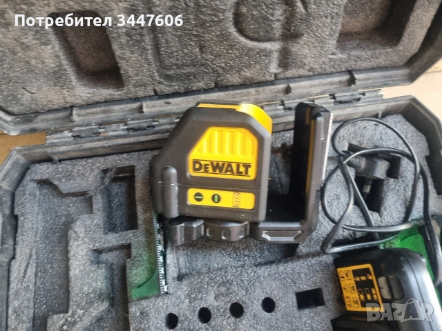Лазерен нивелир Dewalt DCE088g , снимка 2 - Други инструменти - 54051414