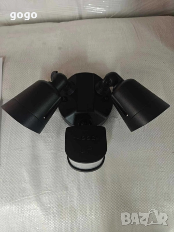 Външна LED лампа с датчик за движение – сигурна светлина, която не те предава, снимка 3 - Лед осветление - 51787254