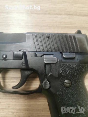 SIG Sauer P226, снимка 6 - Бойно оръжие - 32360697