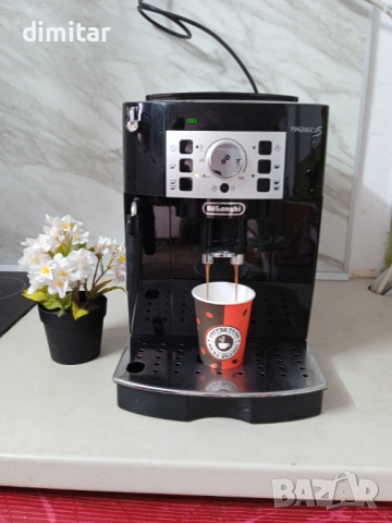 Кафе автомат DeLonghi Magnifica S, снимка 5 - Кафемашини - 44742175