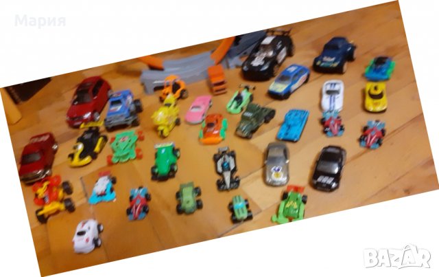 Колички и писта Hot wheels, снимка 4 - Коли, камиони, мотори, писти - 38889893