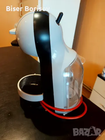 Кафемашина Dolce Gusto , снимка 1 - Кафемашини - 49284600