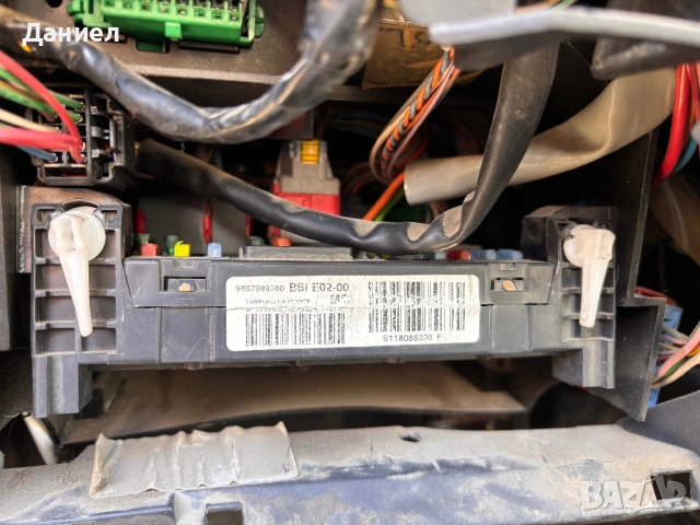 Ситроен берлинго 1.4 Газ бензин , снимка 11 - Автомобили и джипове - 53343658