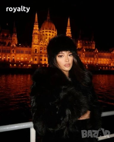 Зимна Дамска Шапка Различни Цветове , снимка 2 - Шапки - 52876970