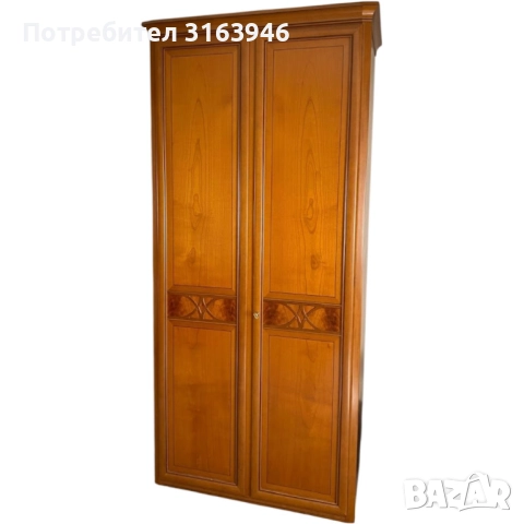 Класически двукрил гардероб от дърво с декоративна инкрустация