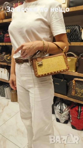 Valentino Дамска Чанта Валентино - Налични Различни Цветове Код SK93, снимка 2 - Чанти - 52487560