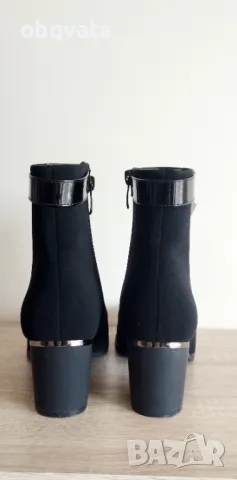 НОВИ Черни дамски боти 39 номер, снимка 4 - Дамски боти - 50428611