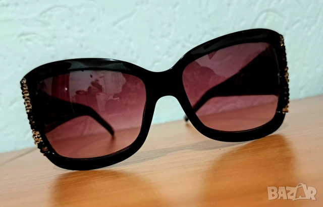 Слънчеви очила/подарък шал, снимка 5 - Слънчеви и диоптрични очила - 54139193