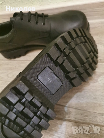 Работни обувки със стоманено бомбе, снимка 7 - Мъжки боти - 52857634