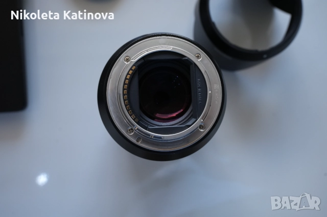 Обектив Samyang AF 35mm 1.4 FE за Sony + Филтър, снимка 5 - Обективи и филтри - 51954435