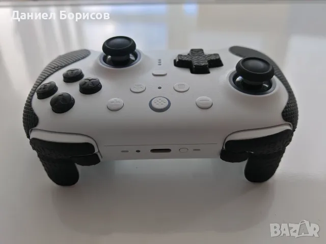 8BitDo Ultimate 2 Wireless + Mobile Clip, Гаранция до 23.12.2027, снимка 6 - Джойстици и геймпадове - 56333738