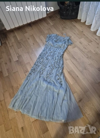 Официална рокля с пайети S размер нова Adrianna Papell 