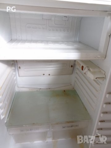 Хладилник с фризер Zanussi-за ремонт, снимка 4 - Хладилници - 39377657