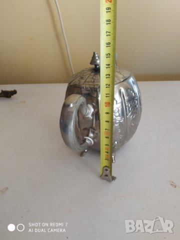 стар метален чайник, снимка 2 - Други ценни предмети - 37483485