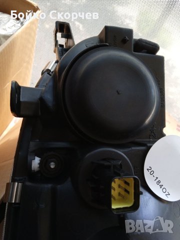 Фарове за Авенсис, снимка 6 - Части - 40798669