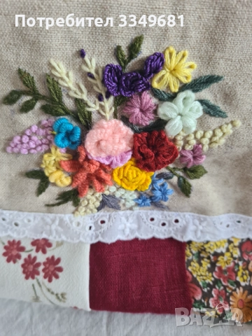 Malka canta s ricna broderiya I sevove , снимка 3 - Чанти - 52018548