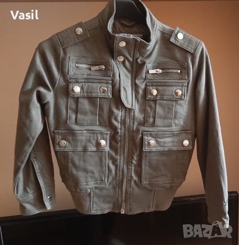 RG512 - яке за момче