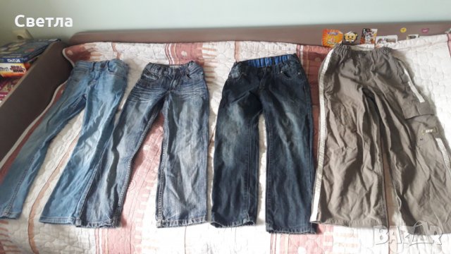 Три броя дънки и панталон за ръст 128 см.