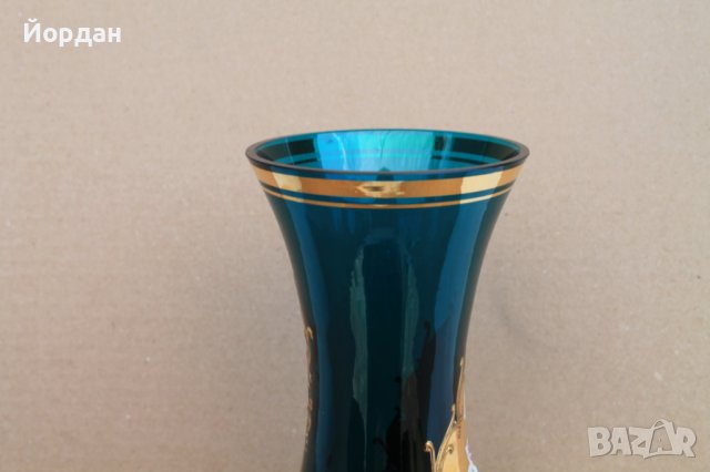 Ваза Бохемия синьо стъкло, снимка 4 - Други ценни предмети - 40566319