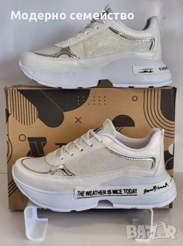 Дамски маратонки в бяло с връзки , снимка 2 - Маратонки - 47518478