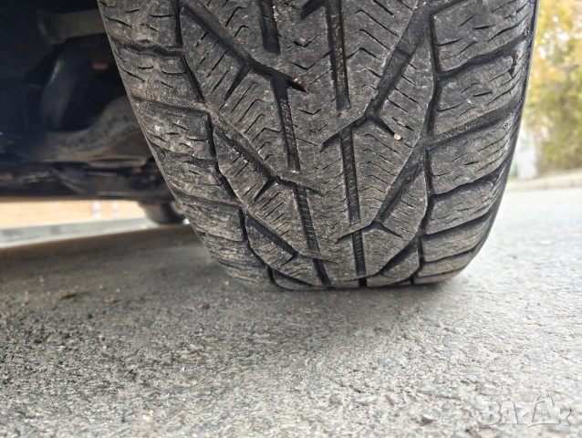 Toyota Avensis 2.2D 150ps EURO5B oбслужен, снимка 15 - Автомобили и джипове - 53938041