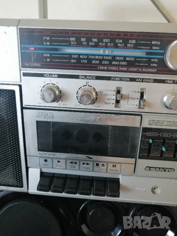 Радиокасетофон SANYO M9813L, снимка 4 - Радиокасетофони, транзистори - 50560209