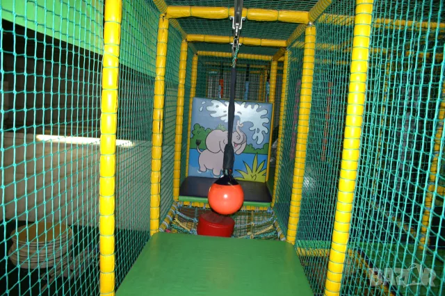 Голям детски кът, снимка 9 - Играчки за стая - 56351543