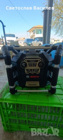Продавам Bosch PowerBox - строително радио с контакти