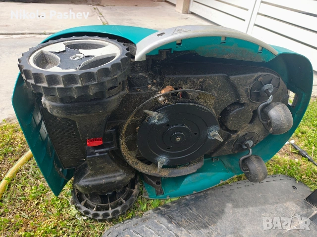 Bosch indego за части или ремонт , снимка 8 - Градинска техника - 54179874