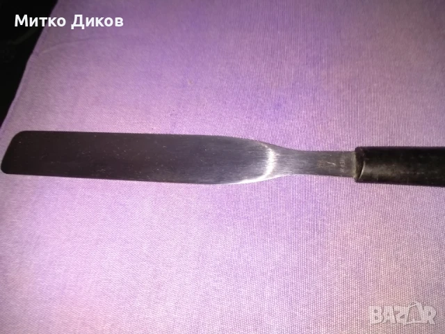 Шпатула за сладкиши като нова маркова на ЛТМ 335х200мм, снимка 3 - Аксесоари за кухня - 51093720