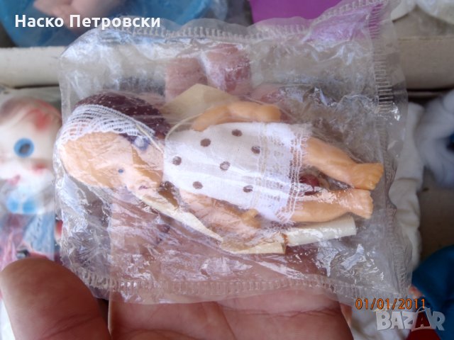 Кукли ретро от СОЦА + дрешки за тях - Неразопаковани - Чисто Нови, снимка 5 - Кукли - 28165584