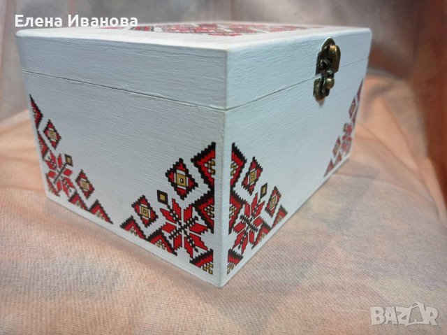 Ръчно изработена Кутия с Народна Шевица, снимка 5 - Бижутерийни комплекти - 40056935