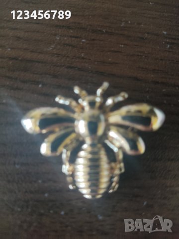 Брошка на avon