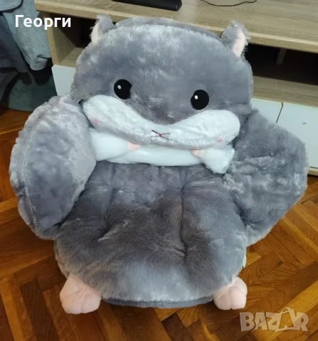 Декоративна плюшена възглавница за стол