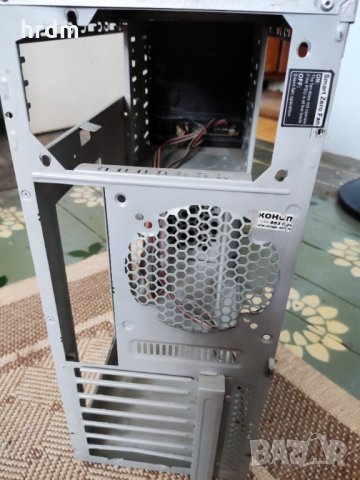 Компютърна кутия, снимка 5 - Захранвания и кутии - 33853406