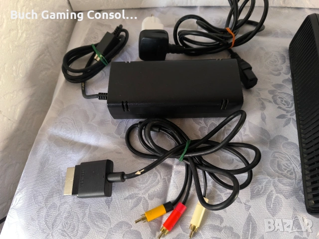 Xbox 360 / 320GB Перфектно състояние!, снимка 6 - Xbox конзоли - 54016897