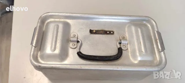Стара алуминиева кутия, снимка 2 - Антикварни и старинни предмети - 48582017