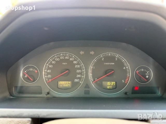 Volvo XC 90 2.4 4x4 , снимка 10 - Автомобили и джипове - 54344407
