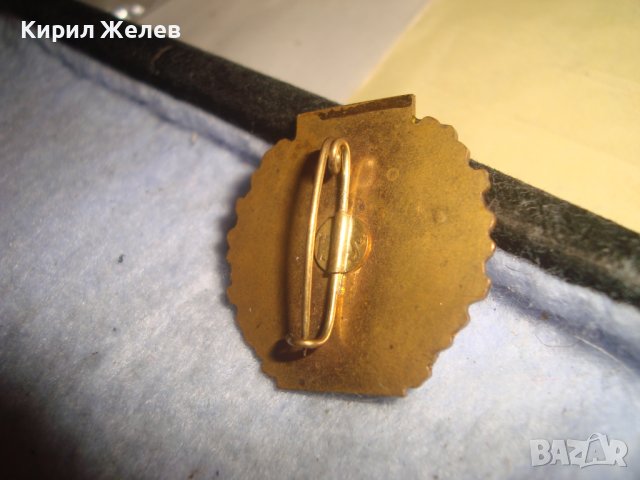 FESTIVALUL NATIONAL CINTAREA ROMANIEI СТАРА РЯДКА БРОНЗОВА ЕМАЙЛИРАНА ЗНАЧКА - РУМЪНИЯ , снимка 2 - Колекции - 36771662