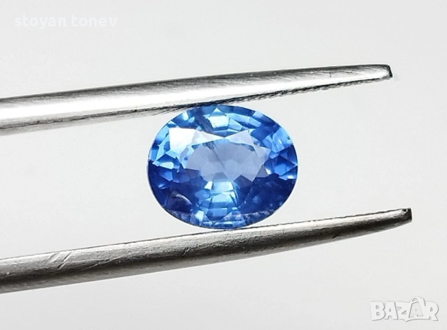  Красив ярък цейлонски сапфир с метличинено син цвят 1,28 карата! Сертификат!