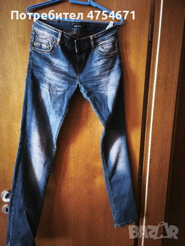 Оригинални колекционерски и vintage дамски дънки Dolce&Gabbana , снимка 2 - Дънки - 54175168