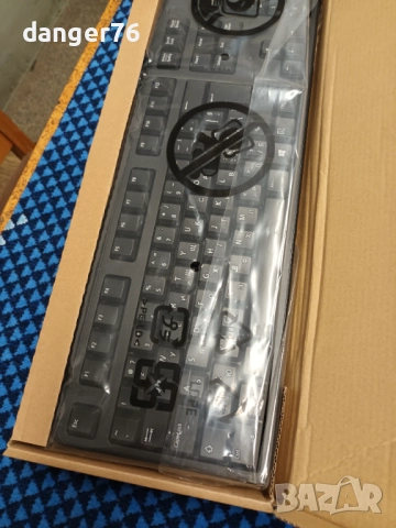 Продавам чисто нова клавиатура DELL KB 212-B кирилизирана, снимка 3 - Клавиатури и мишки - 52830072