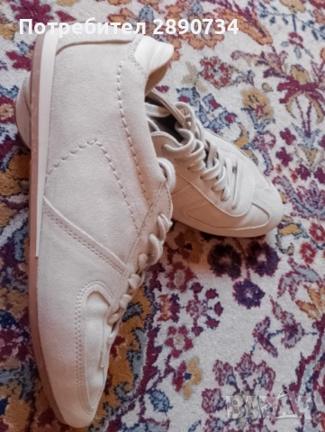 Нежни велурени кецове на Massimo Dutti, снимка 2 - Кецове - 51723061