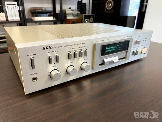 Vintage усилвател Akai, снимка 8 - Ресийвъри, усилватели, смесителни пултове - 54332141
